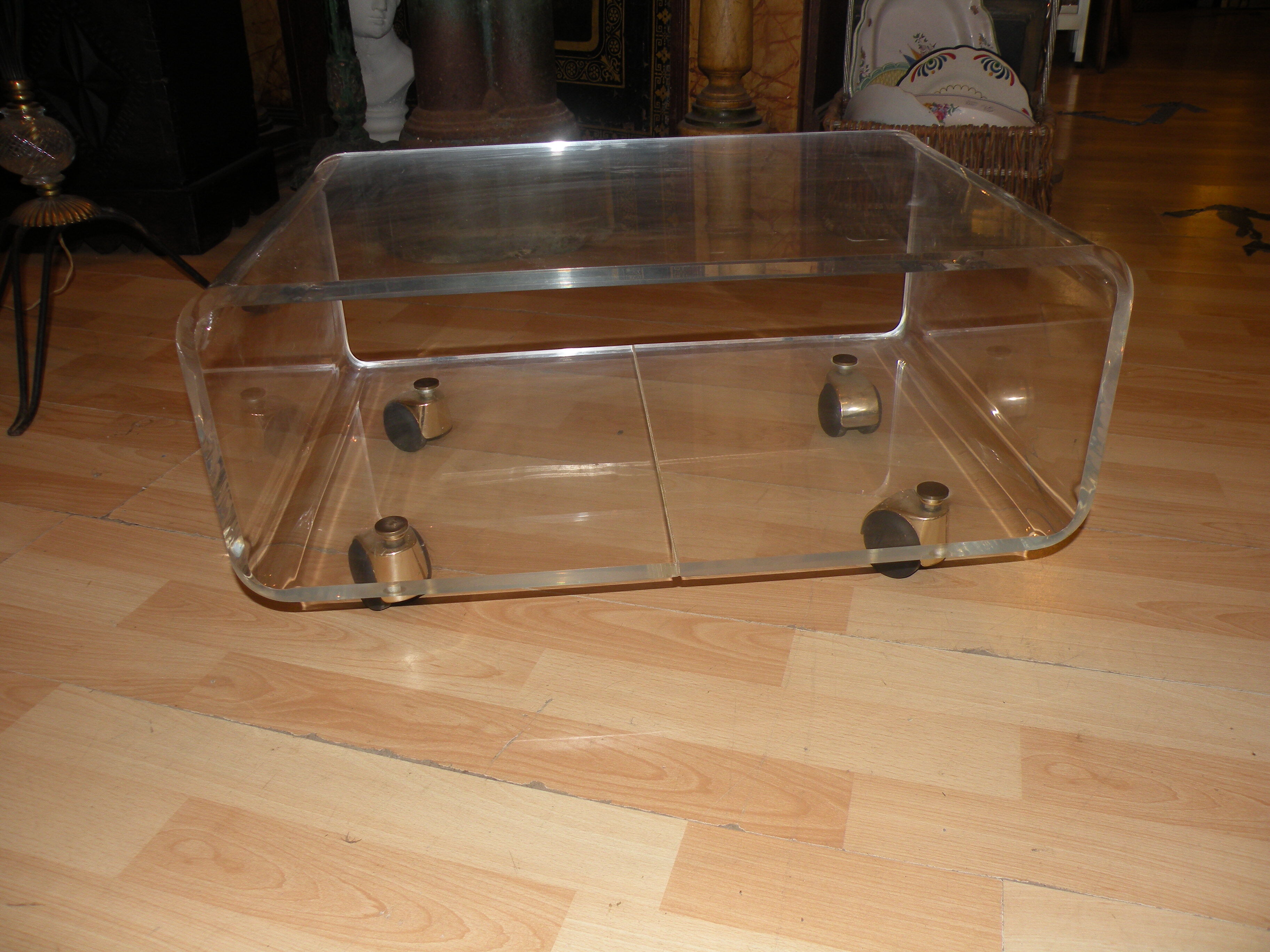 Coffee table on wheels 1970, design David Lange, Les invisible du Marais