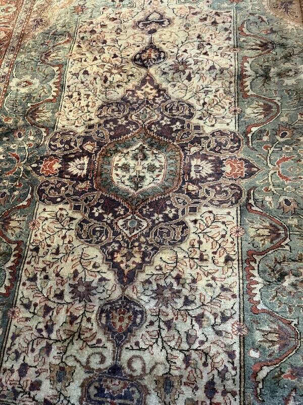 Large silk carpet 2.44x1.36 m