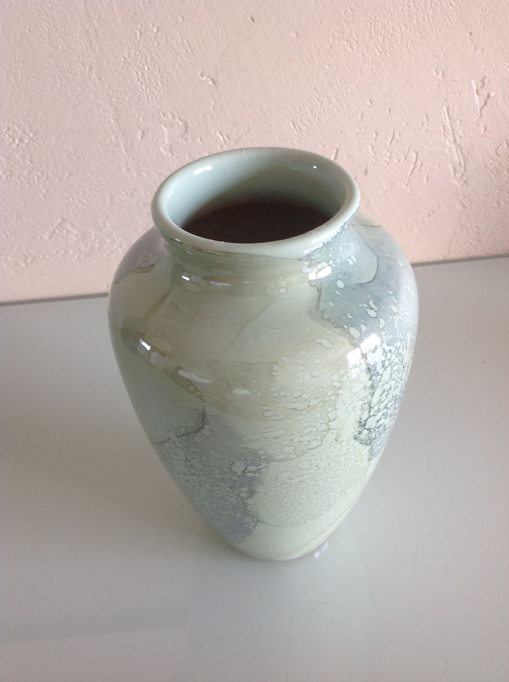 Pearly green ovoide vase by Scheurich Keramik / vintage 60s-70s