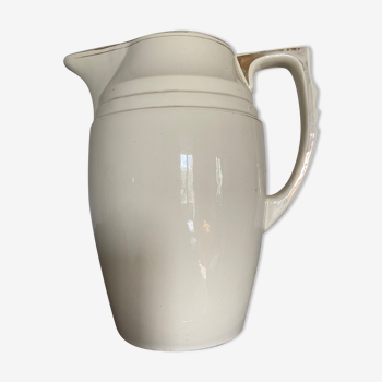 Pitcher