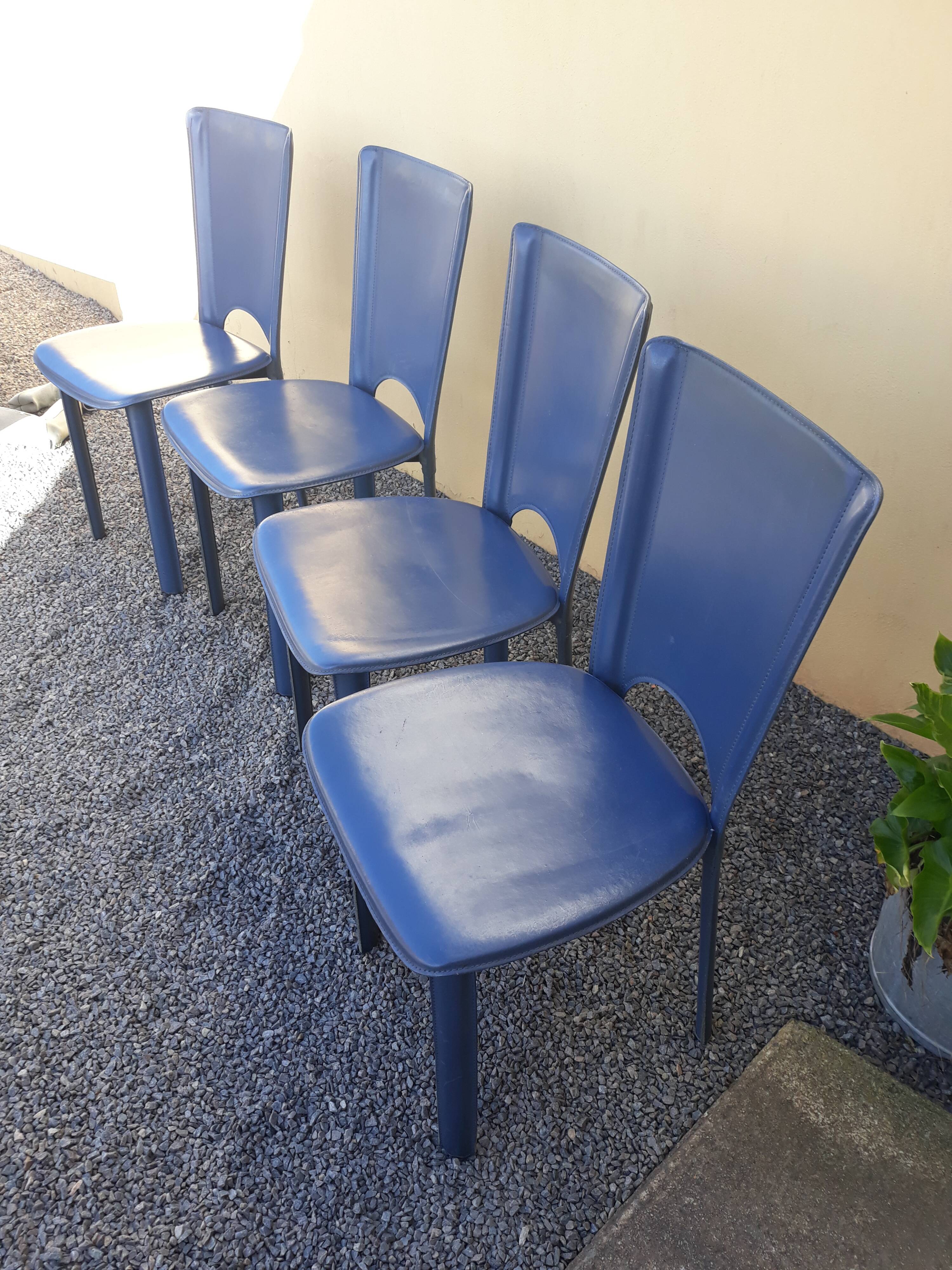 4 blue leather chairs brand Dad