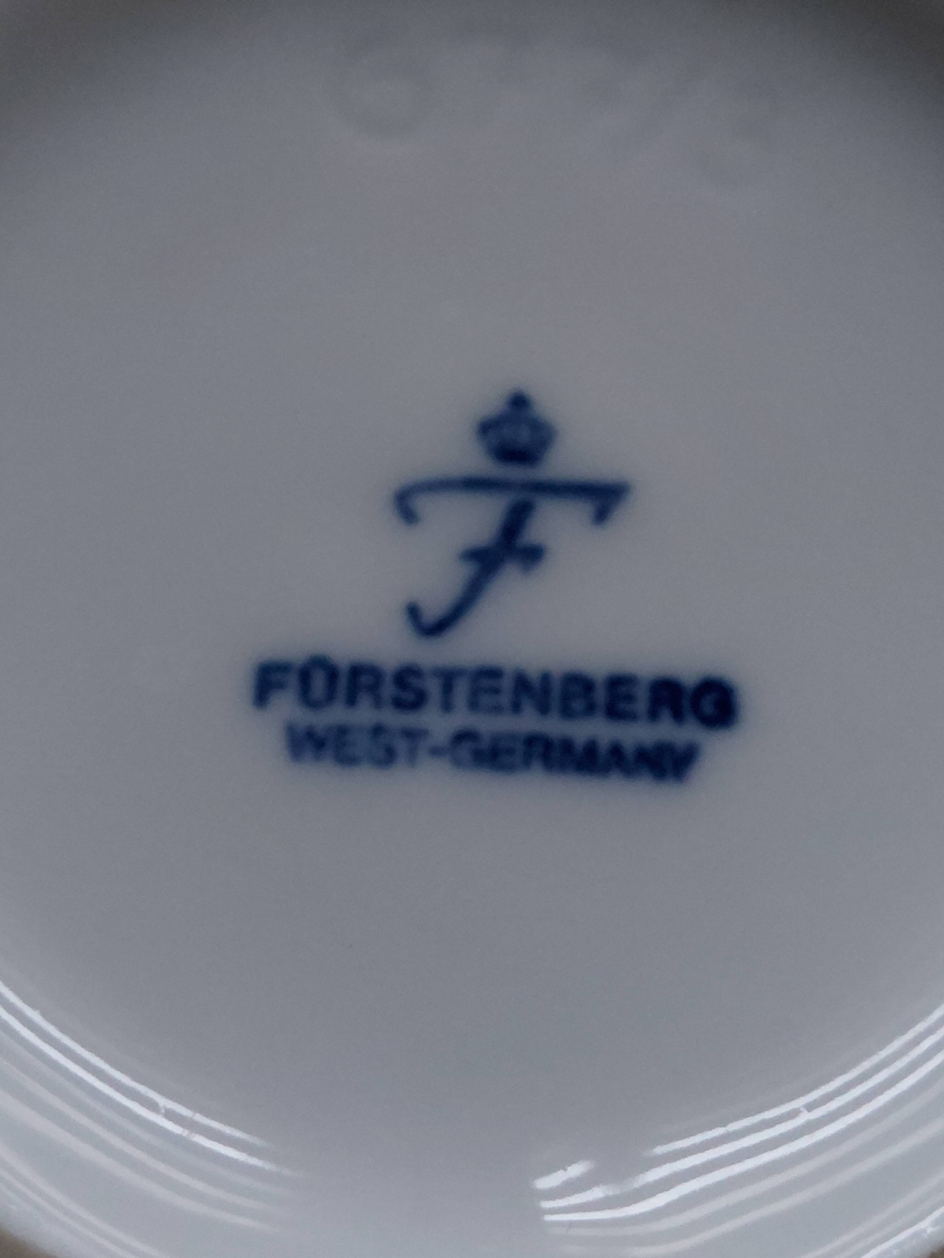 Service at Café Furstenberg