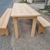 Set farmhouse table and 2 benches
