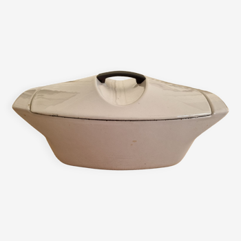 Cocotte en fonte Raymond Loewy pour Le Creuset