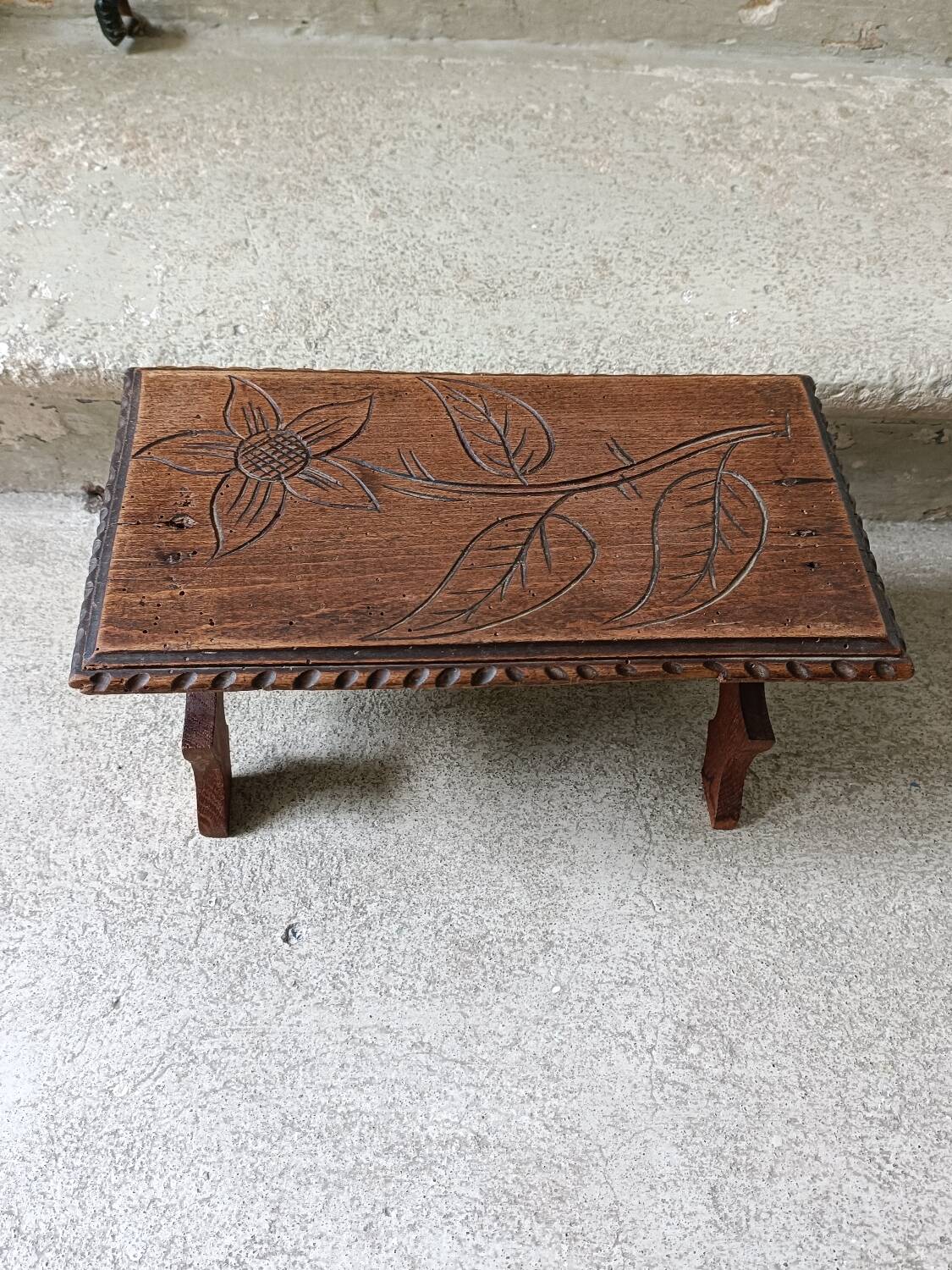 Antique footrest