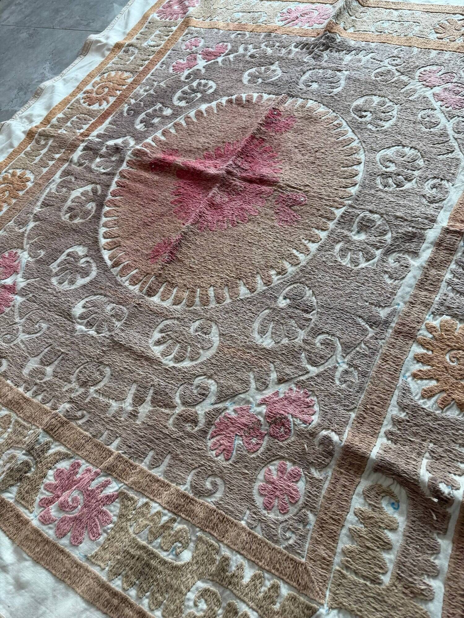 Vintage hand-embroidered tablecloth 140x147 cm