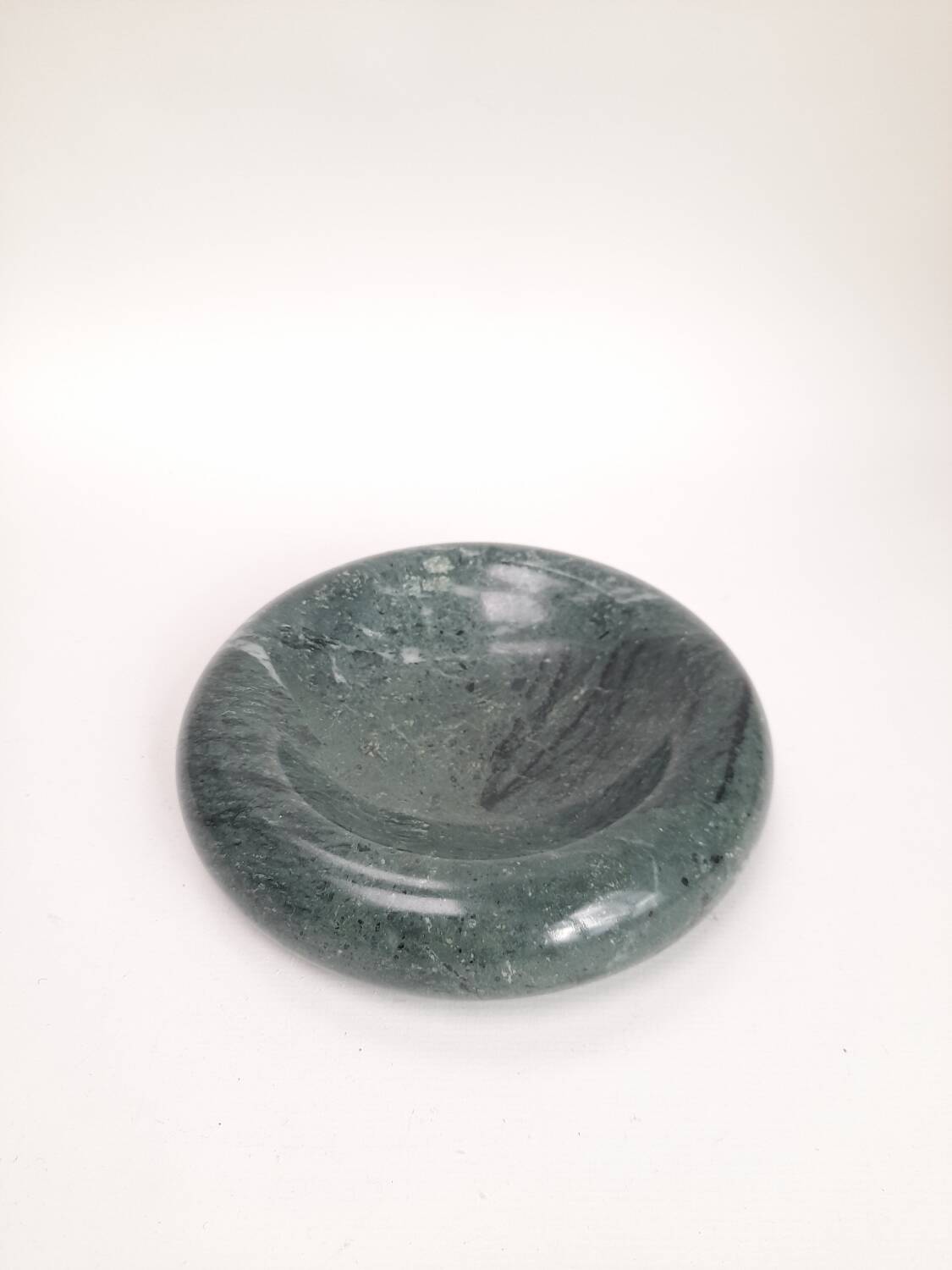 Green marble globule catchall