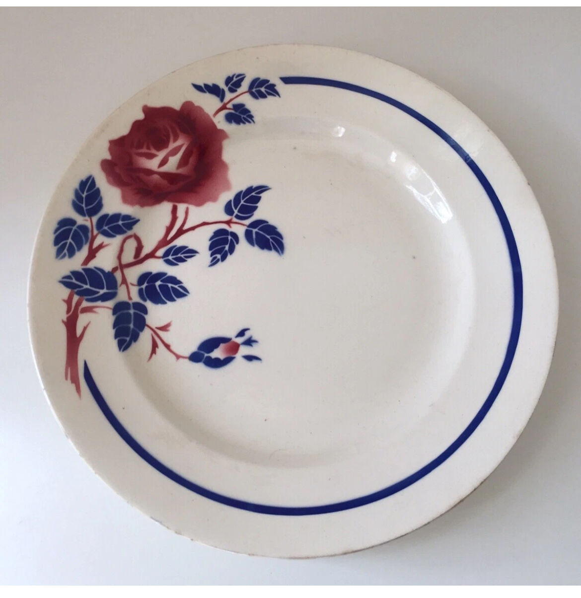 Plat de service en terre de fer Digoin KG, décor Chantal