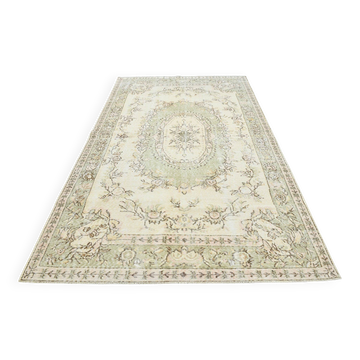 Tapis Vintage Beige et Vert Sauge Motifs Floraux Médaillon, 187x305 Cm