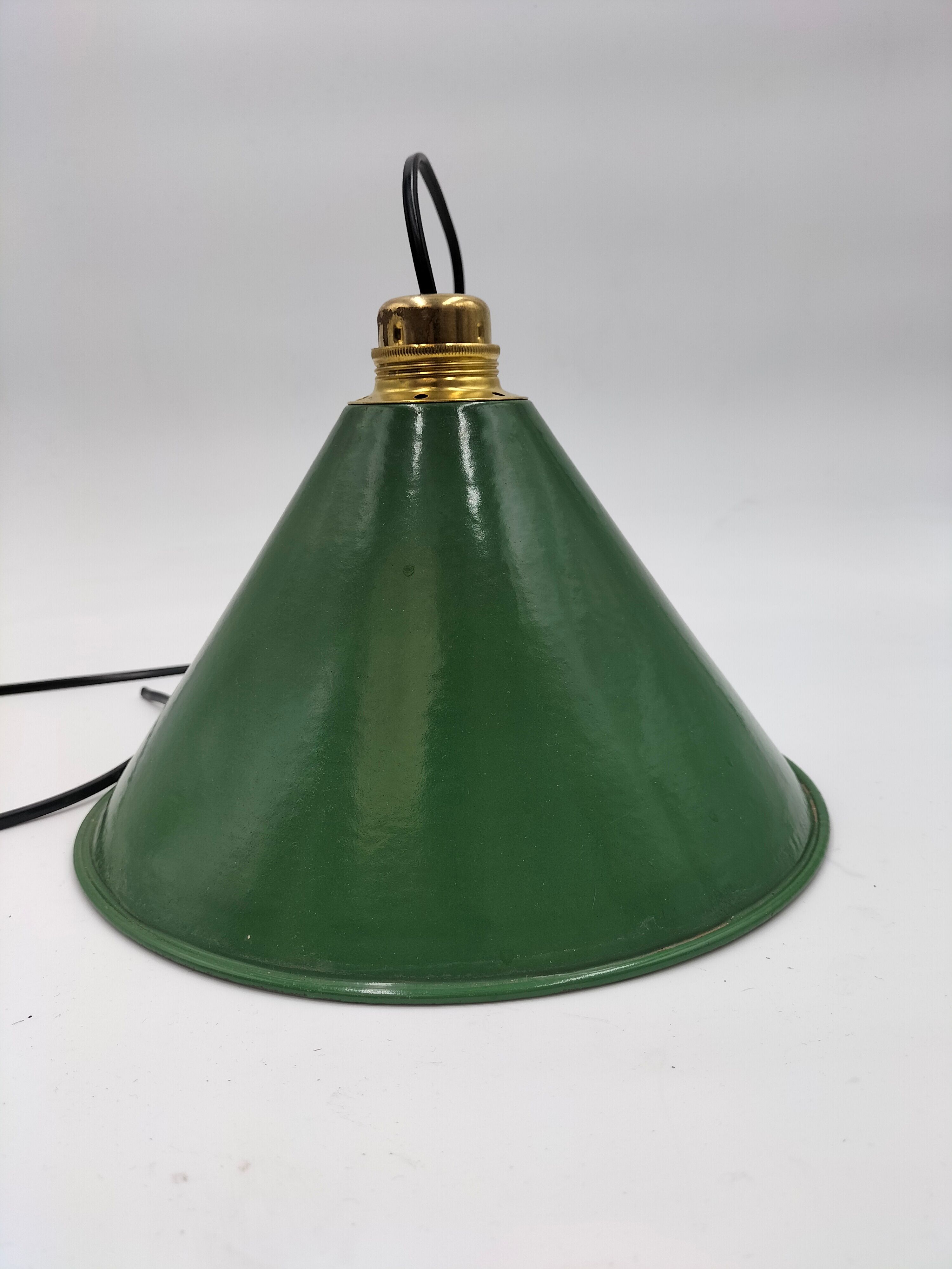 Old enamelled sheet metal lamp