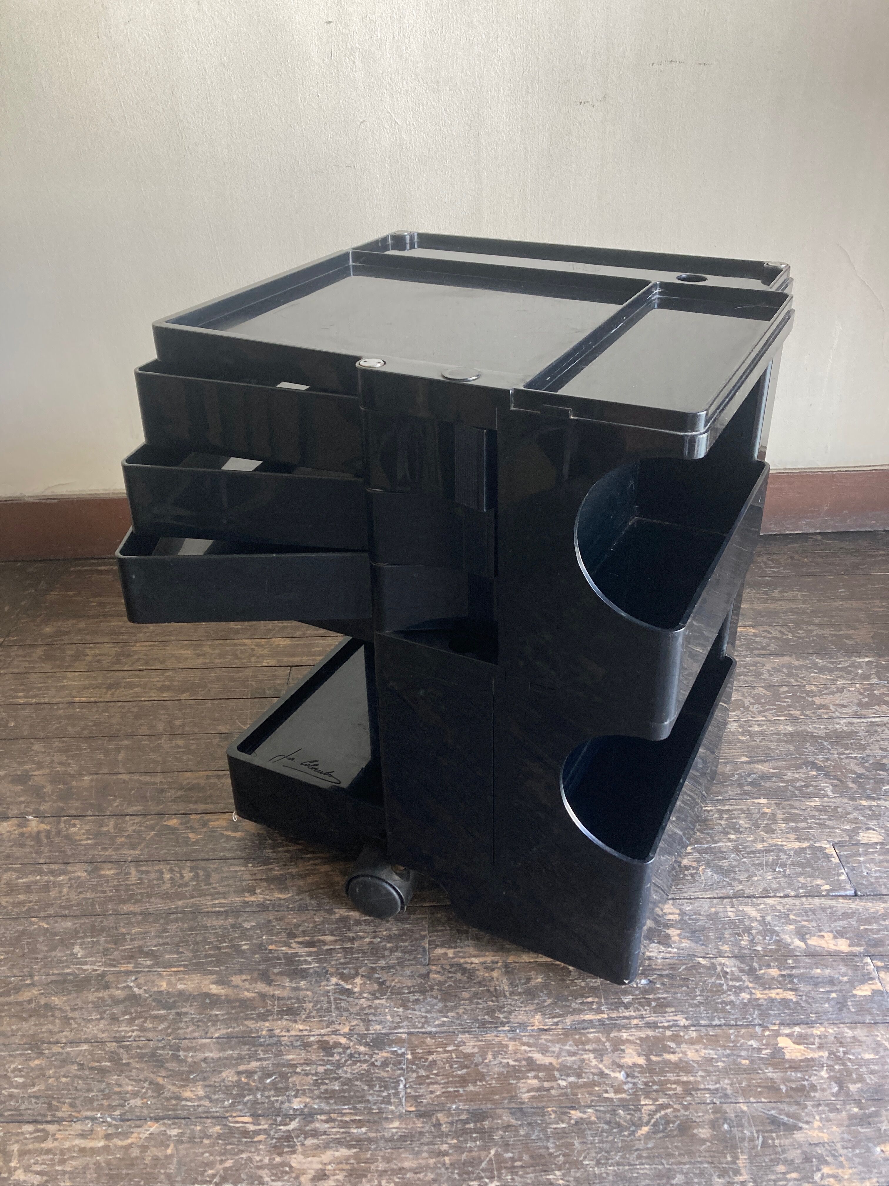 Service Boby Joe Colombo Italian design 1960