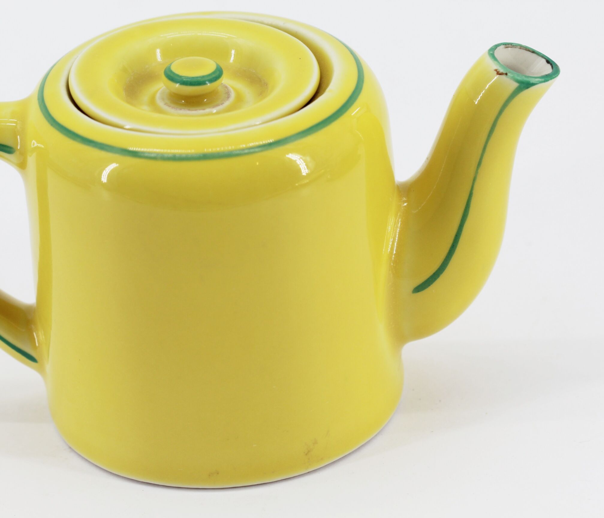 ancienne théière jaune Pagès