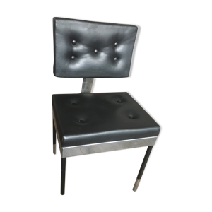 chaise simili cuir noire