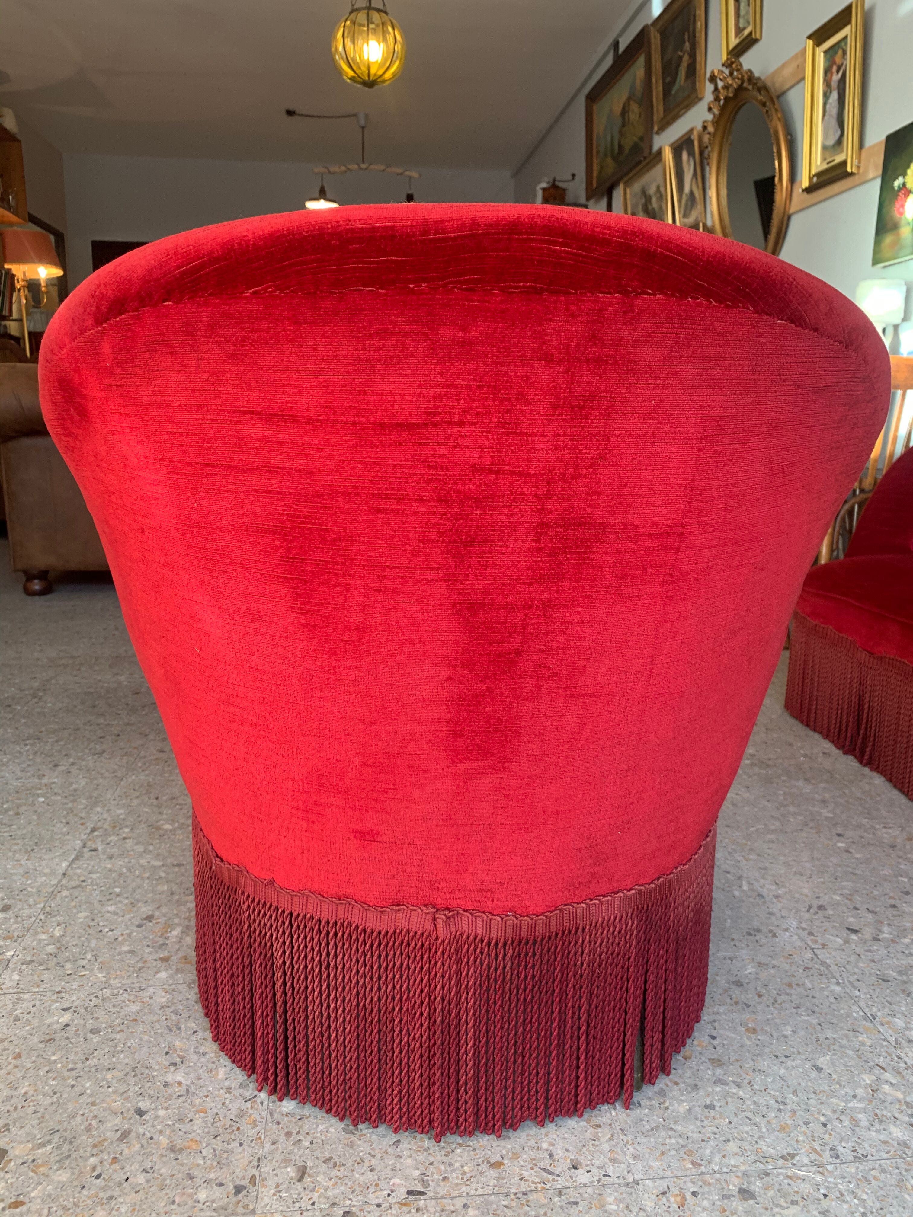 Sofa set and 2 toad armchairs