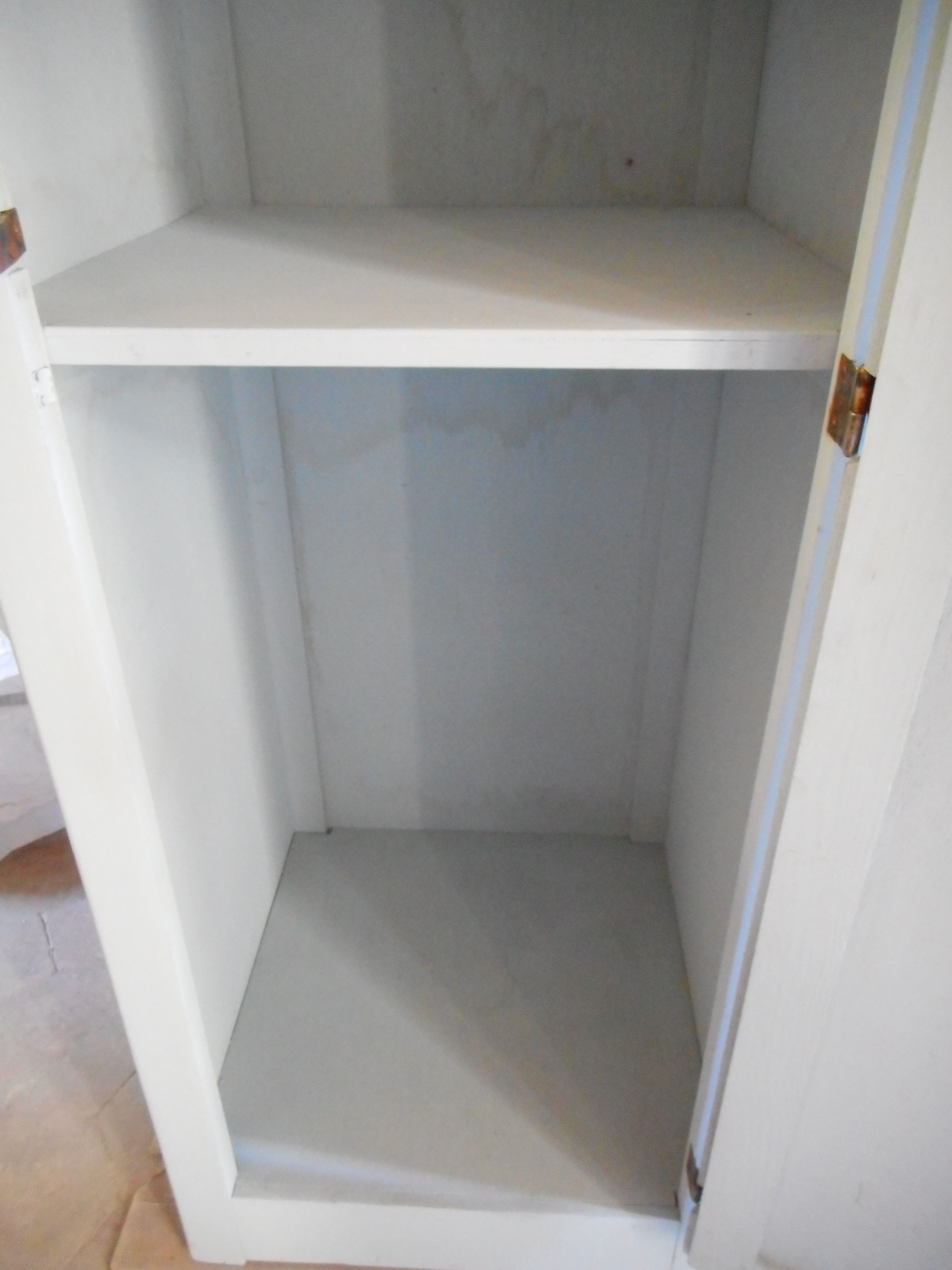 Wardrobe / dressing room of boarding school