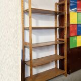 Modular shelf in solid pine