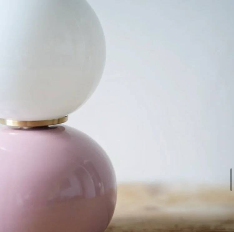 Ceramic lamp in pink and opaline
