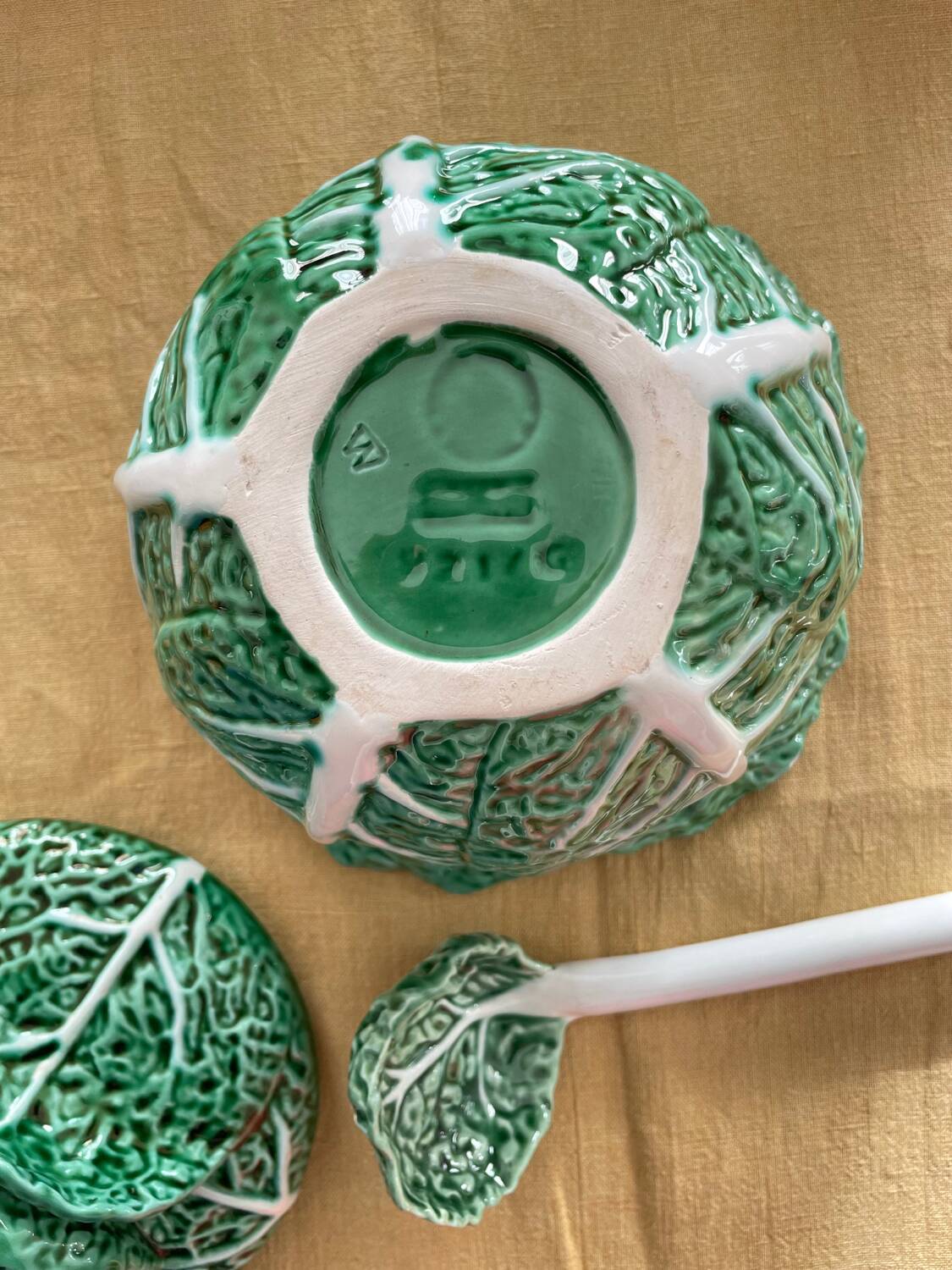 Tureen slush green cabbage with its spoon