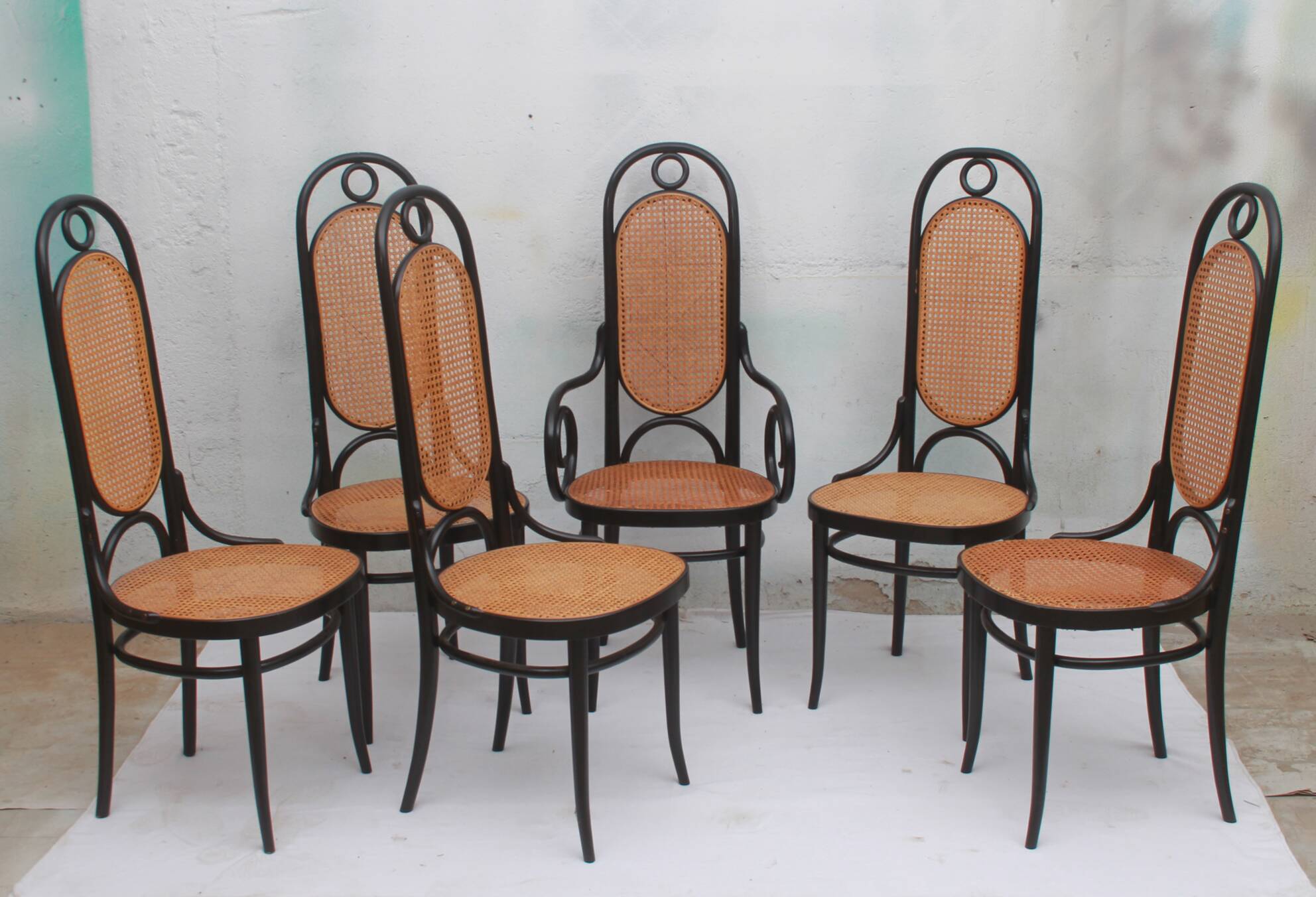 Set of 6 chairs by Thonet 207 R