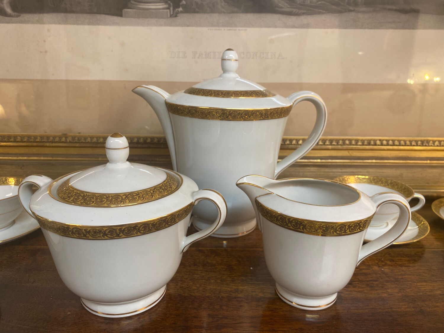 Service à café en porcelaine de Limoges