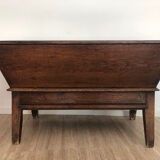 Coffre sur pied / maie en bois