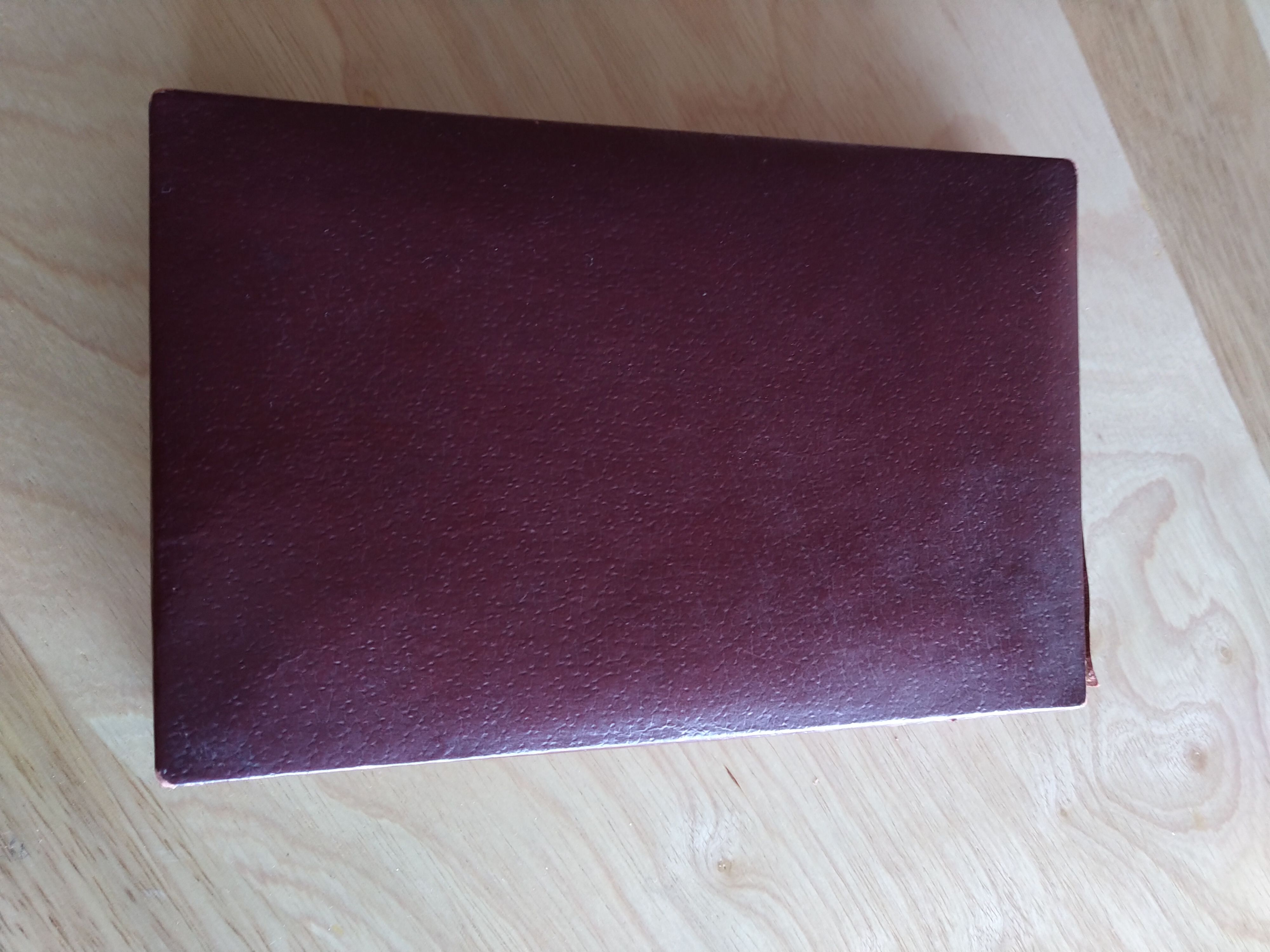 Art Deco knife holder