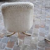 3 rotating vintage armchairs