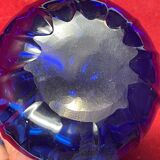 Série de 3 vases de couleur bleu en verre en forme de bourse, 11, 13 et 17 cm
