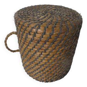 Ancien tabouret en paille