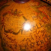 Globe bar vintage