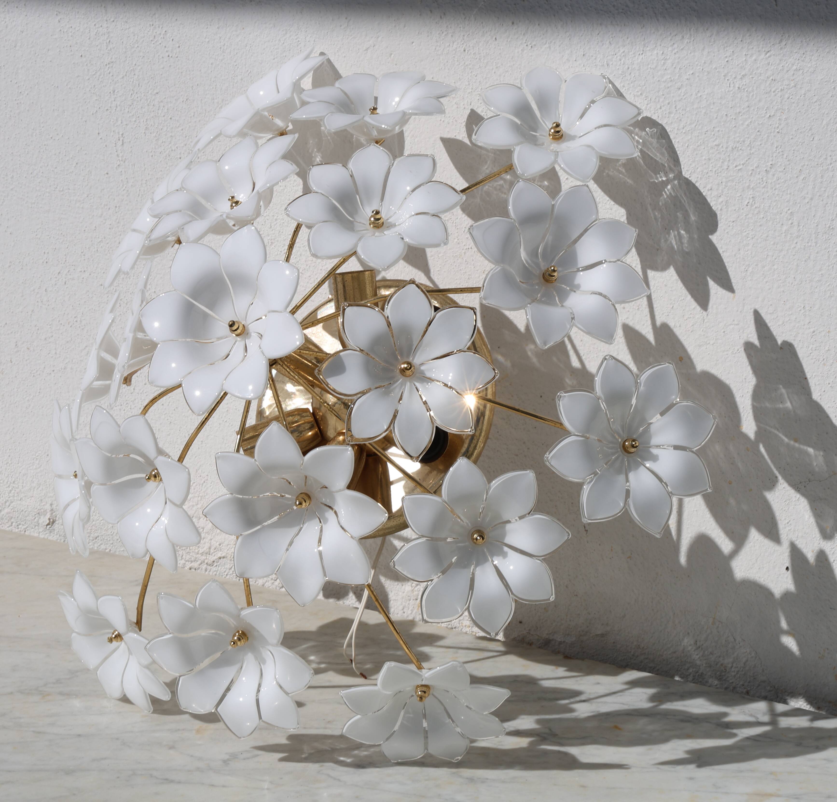 Audrey Hepburn, Delicious Murano Glass Ceiling Light White Wall Light Flowe