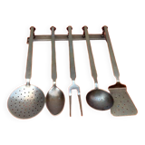 Serviteur 5 ustensiles de cuisine  laiton massif