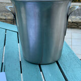 Ice bucket