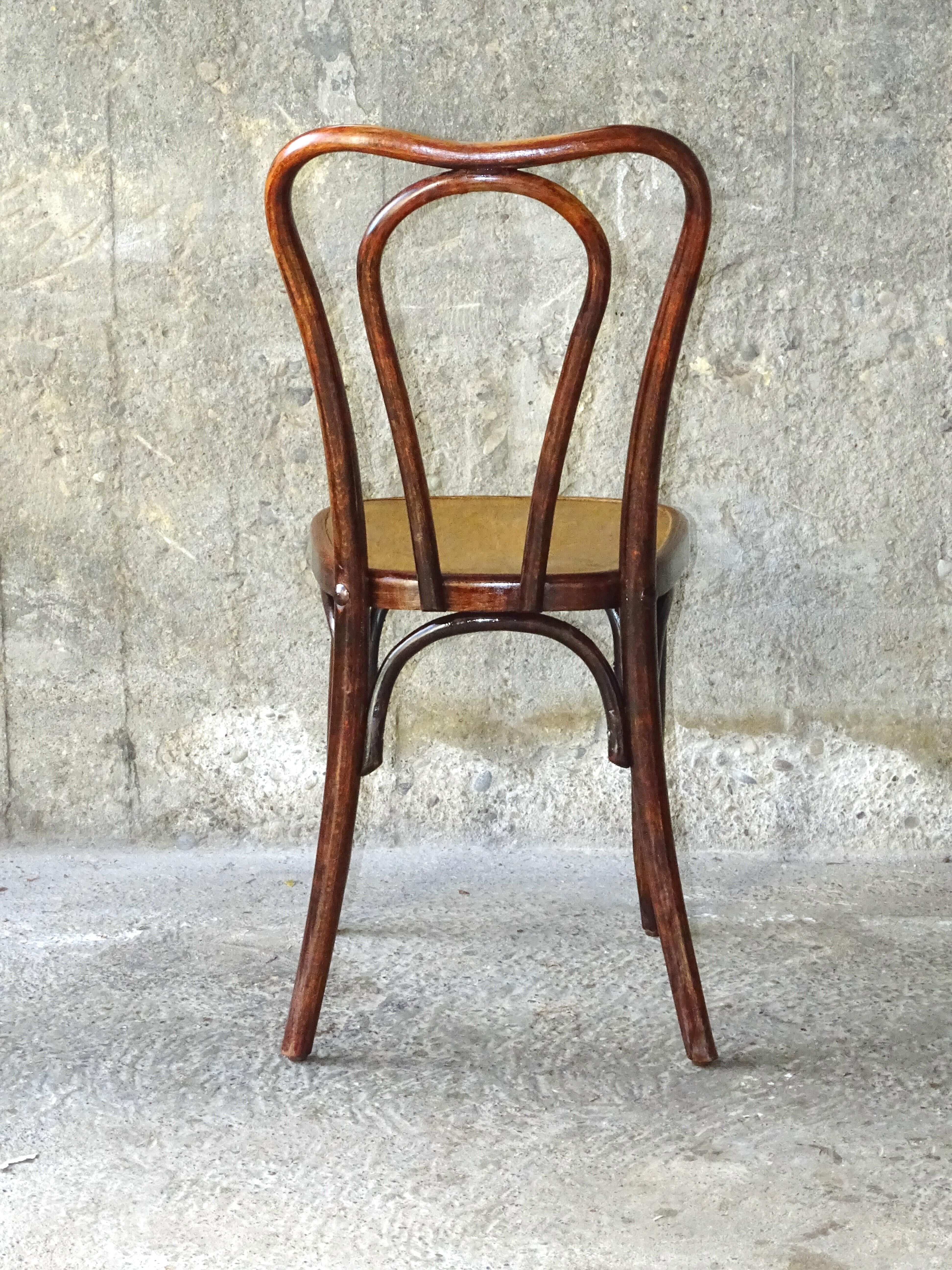 A sitting chair Fischel 1925 wood