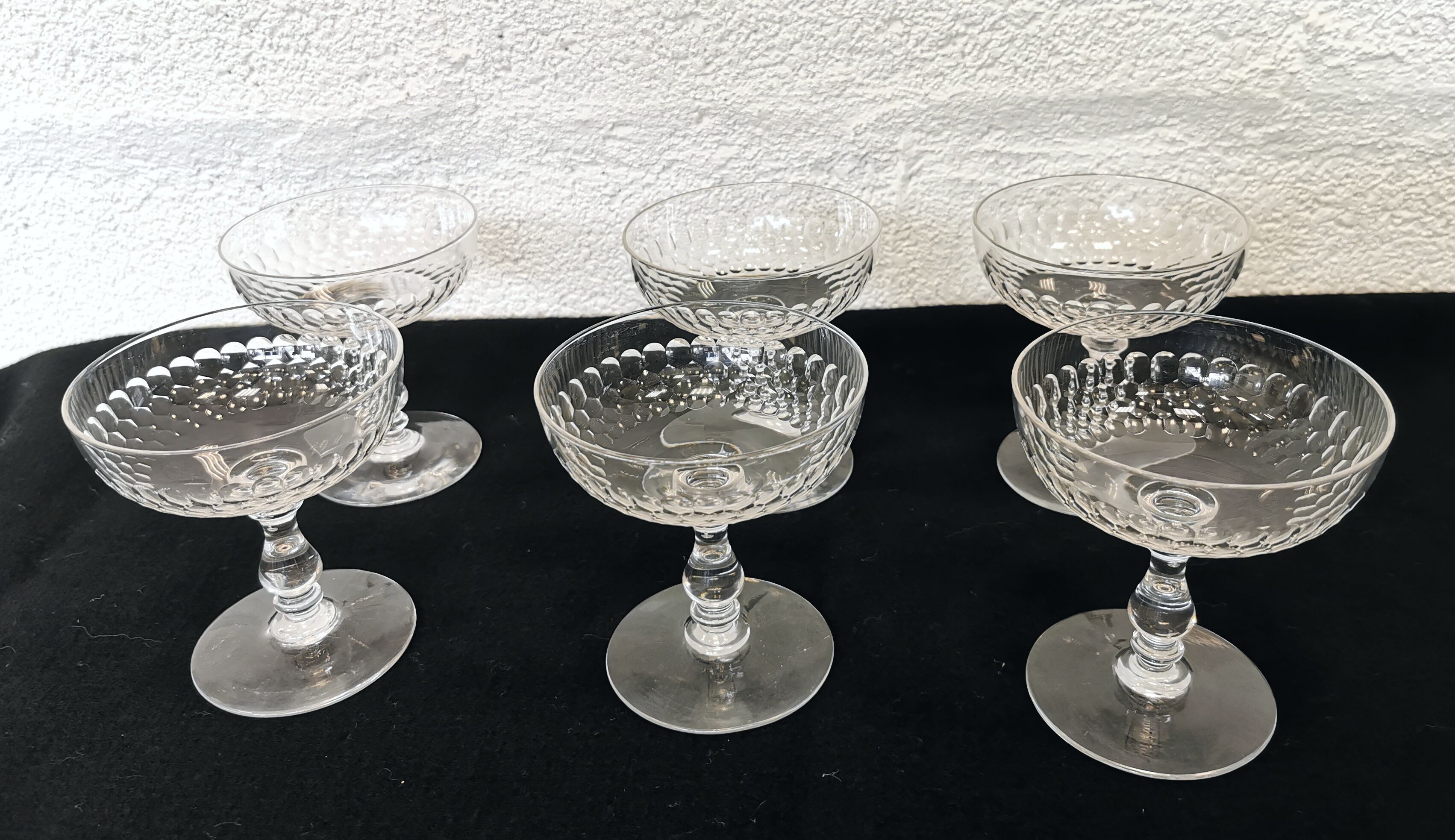6 crystal champagne cups