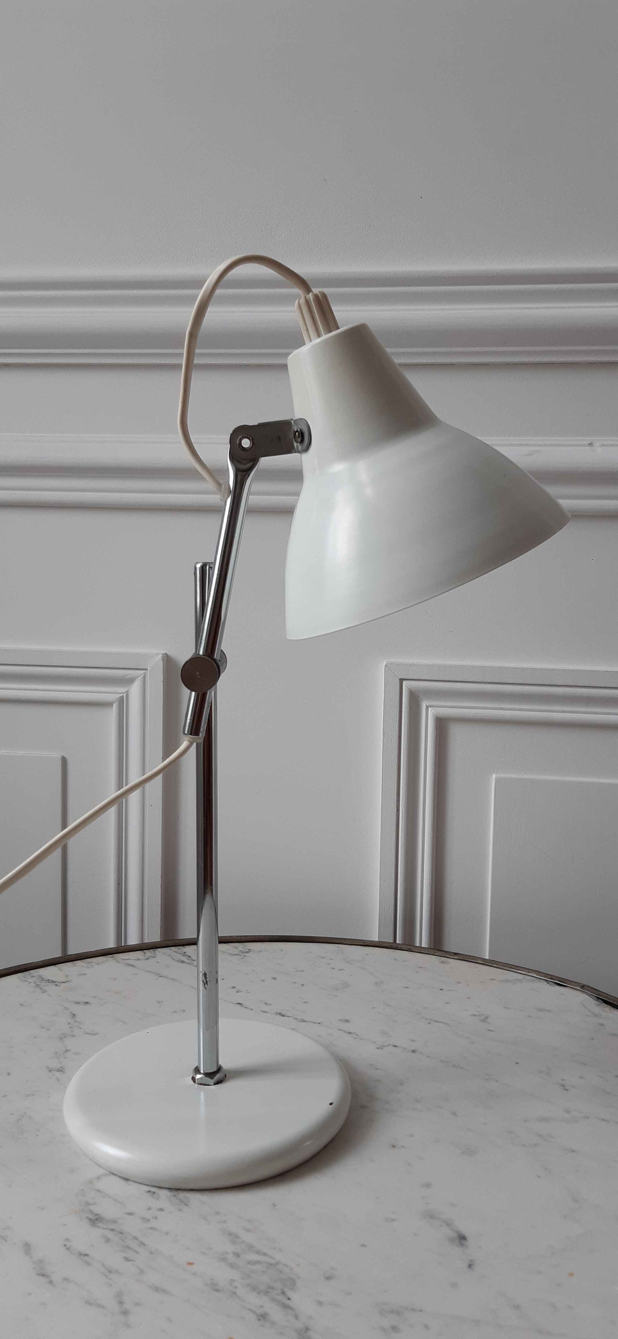 White articulated lamp 70s