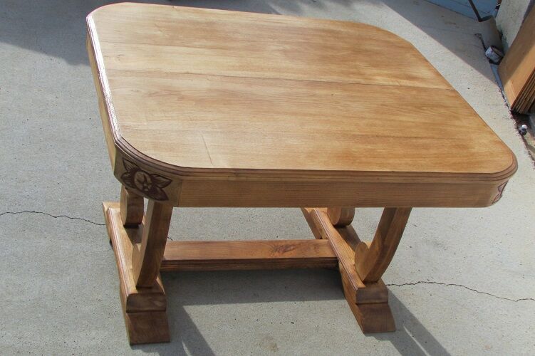 Art Deco table, cradle foot, opening, up to 18 people