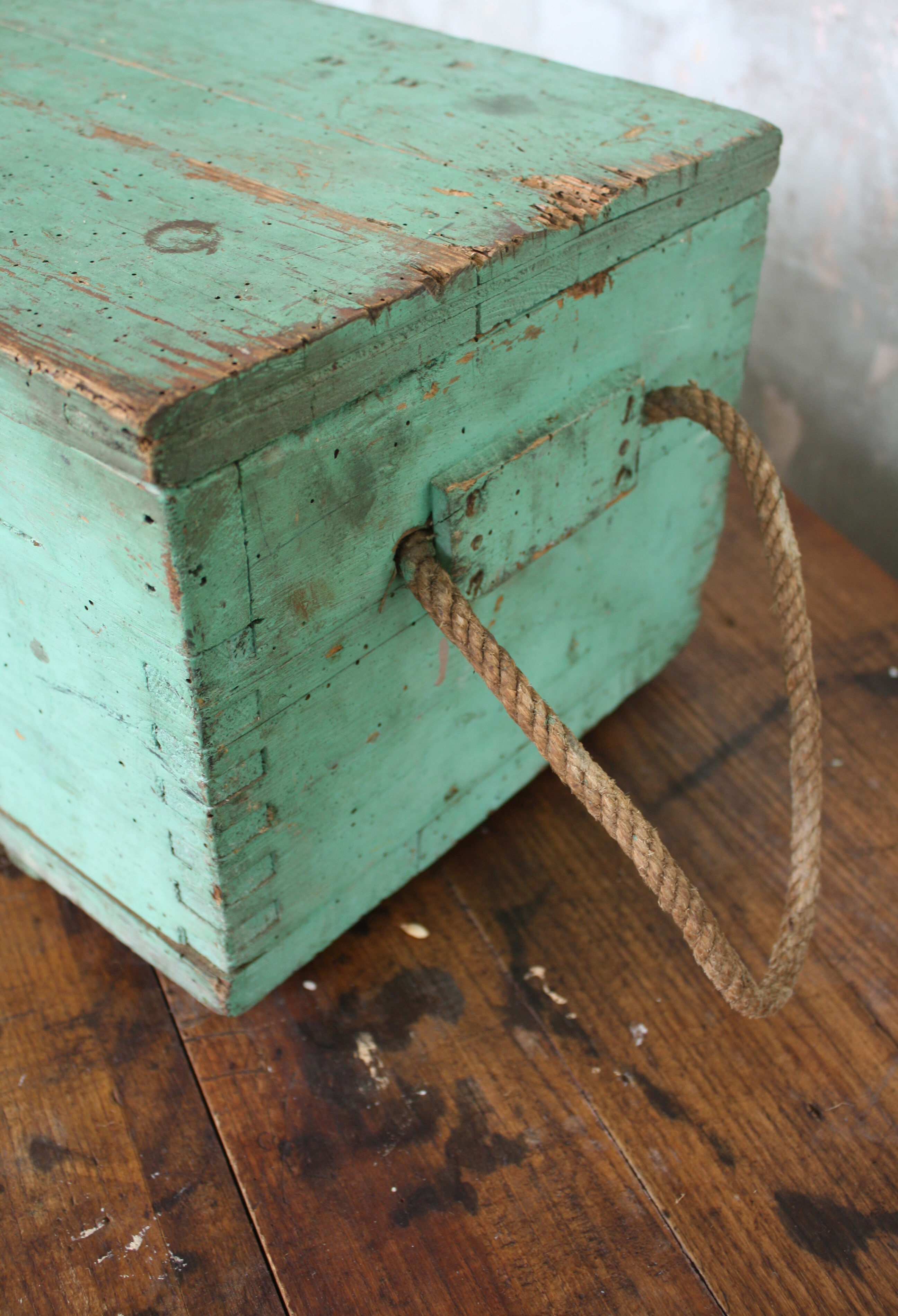 Green vintage wood tool case