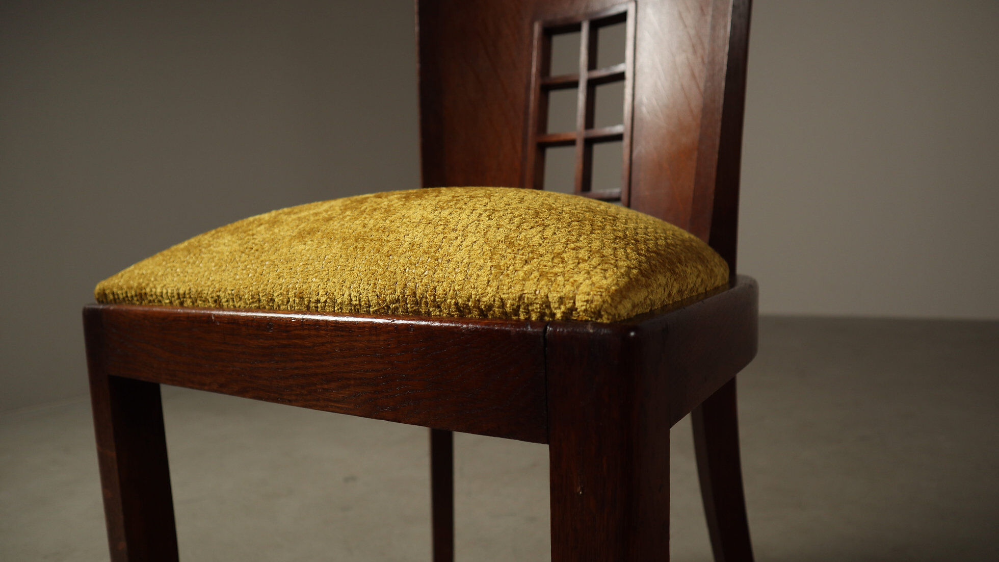 Ensemble de six chaises de salle à manger Art Déco, vers 1930.