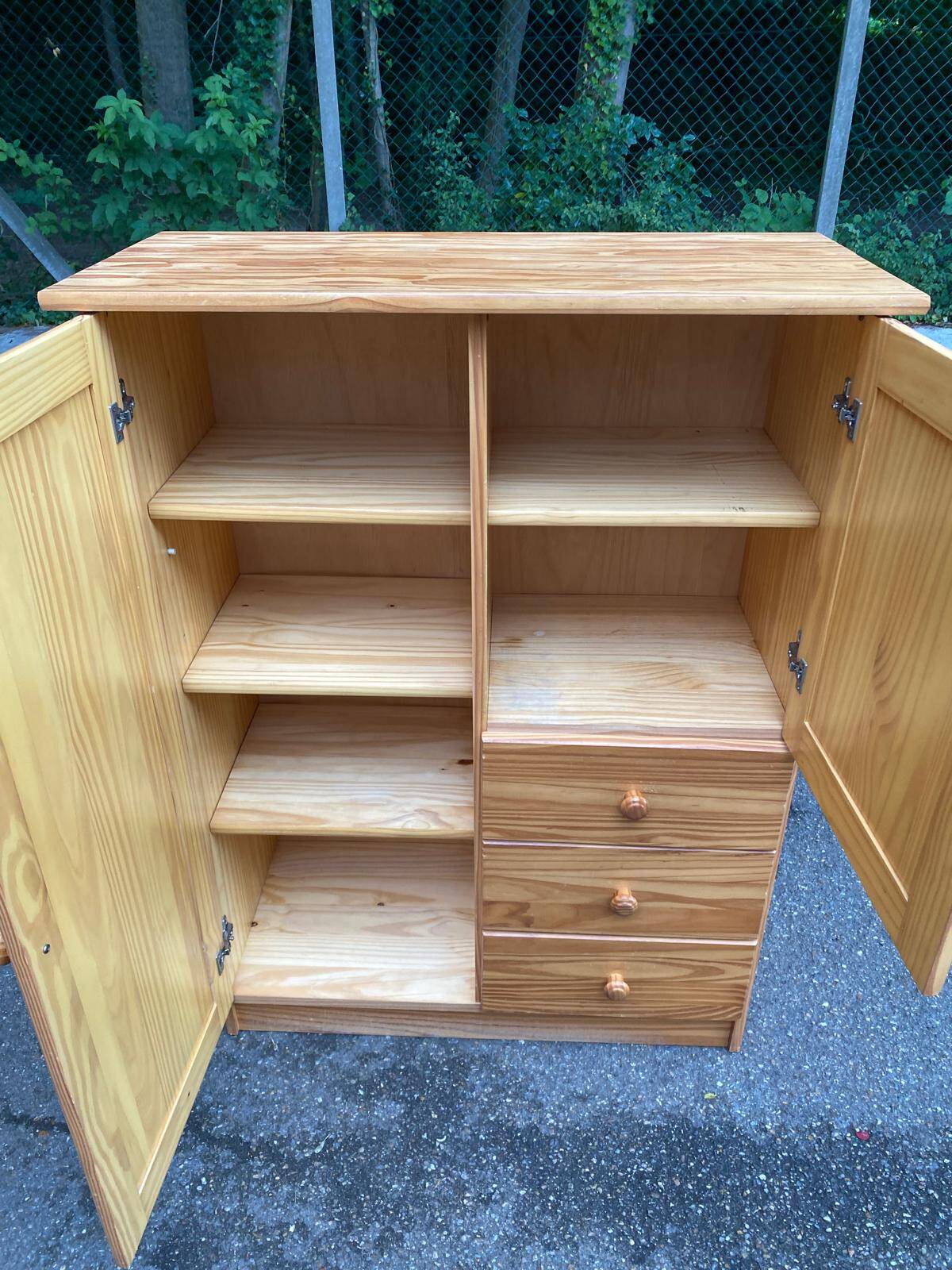 Vintage Scandinavian chest of drawers in solid pine from the 1980s.