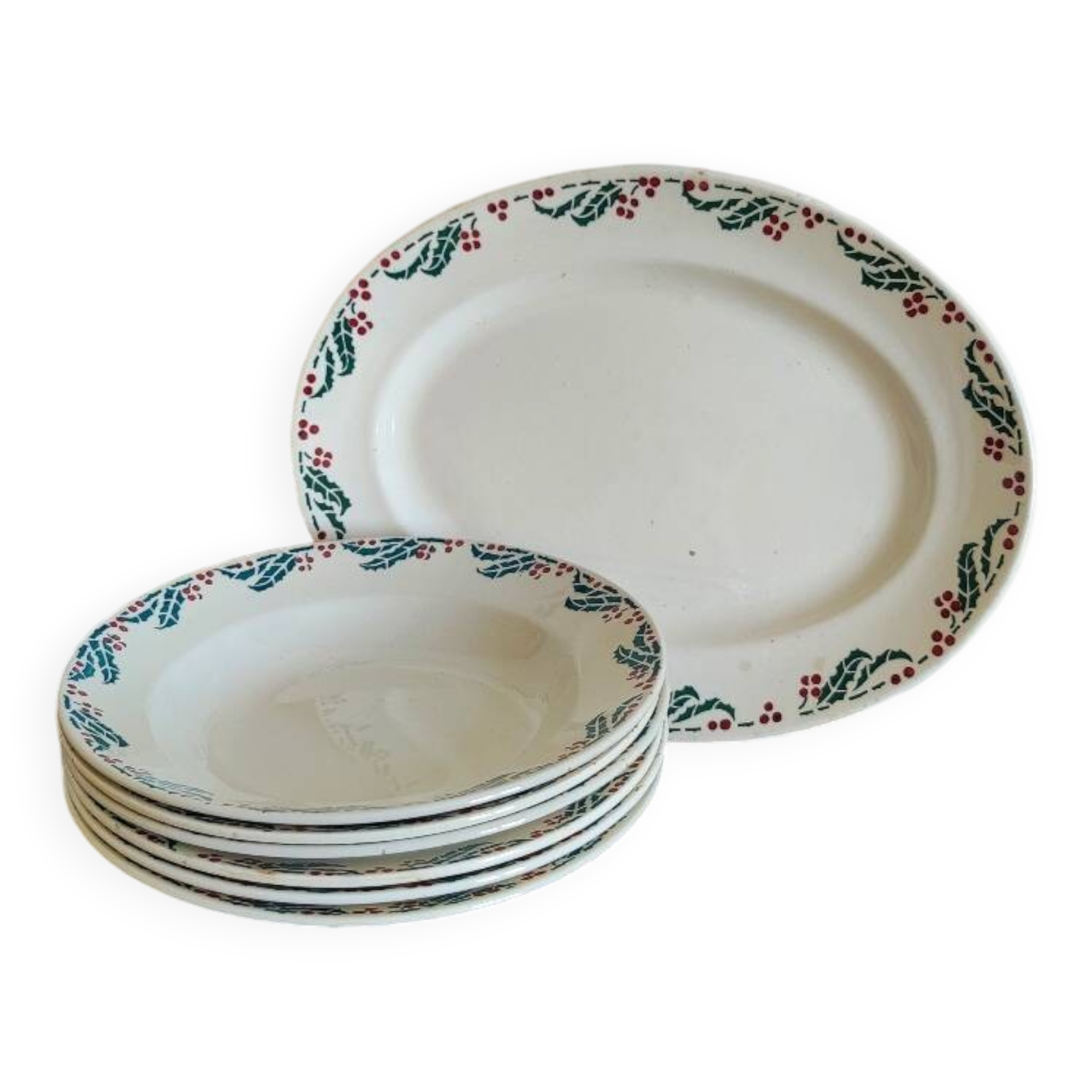 Sarreguemines earthenware service with holly decoration