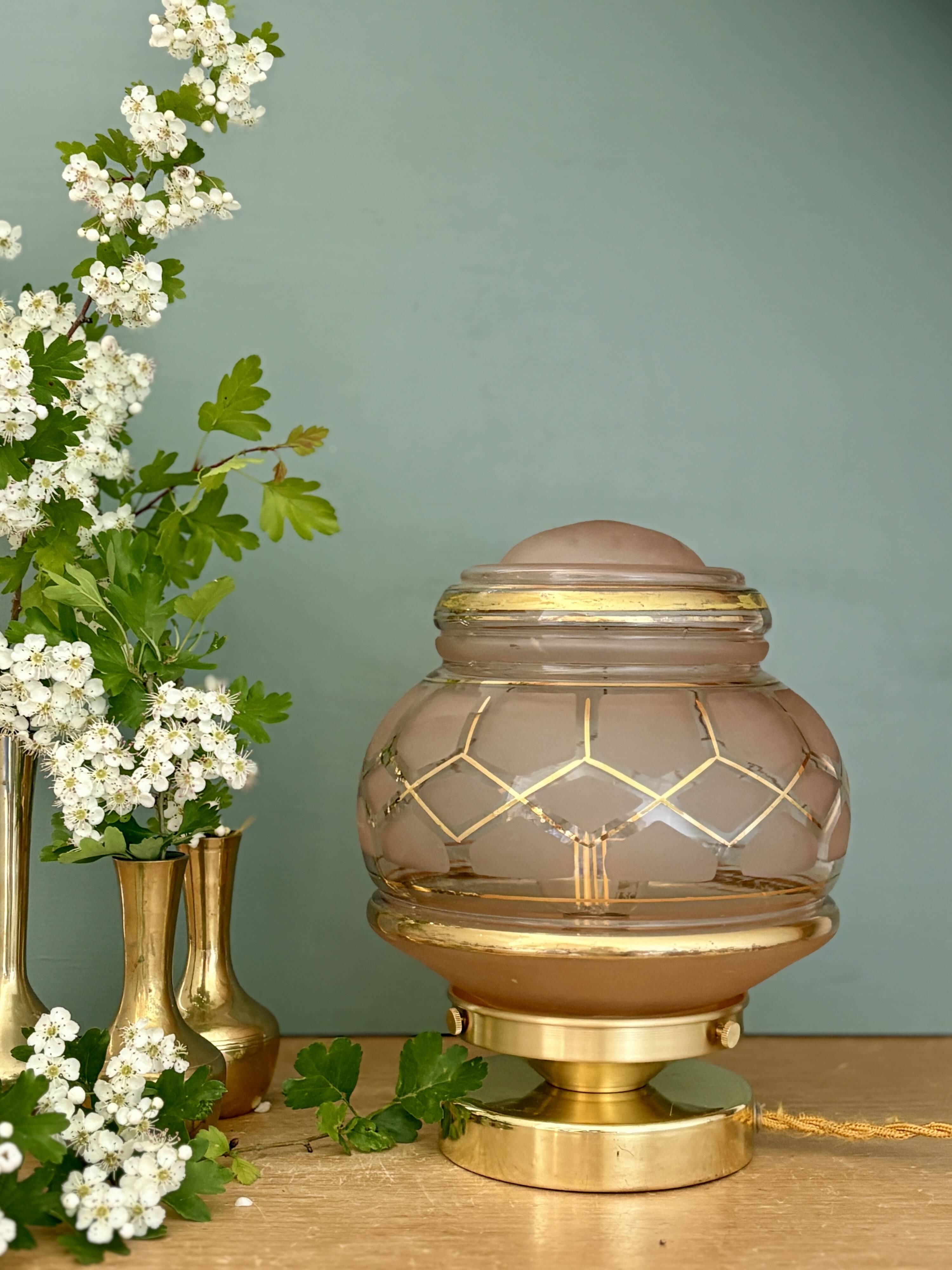 Vintage Art Deco globe table lamp in pink and gold glass.