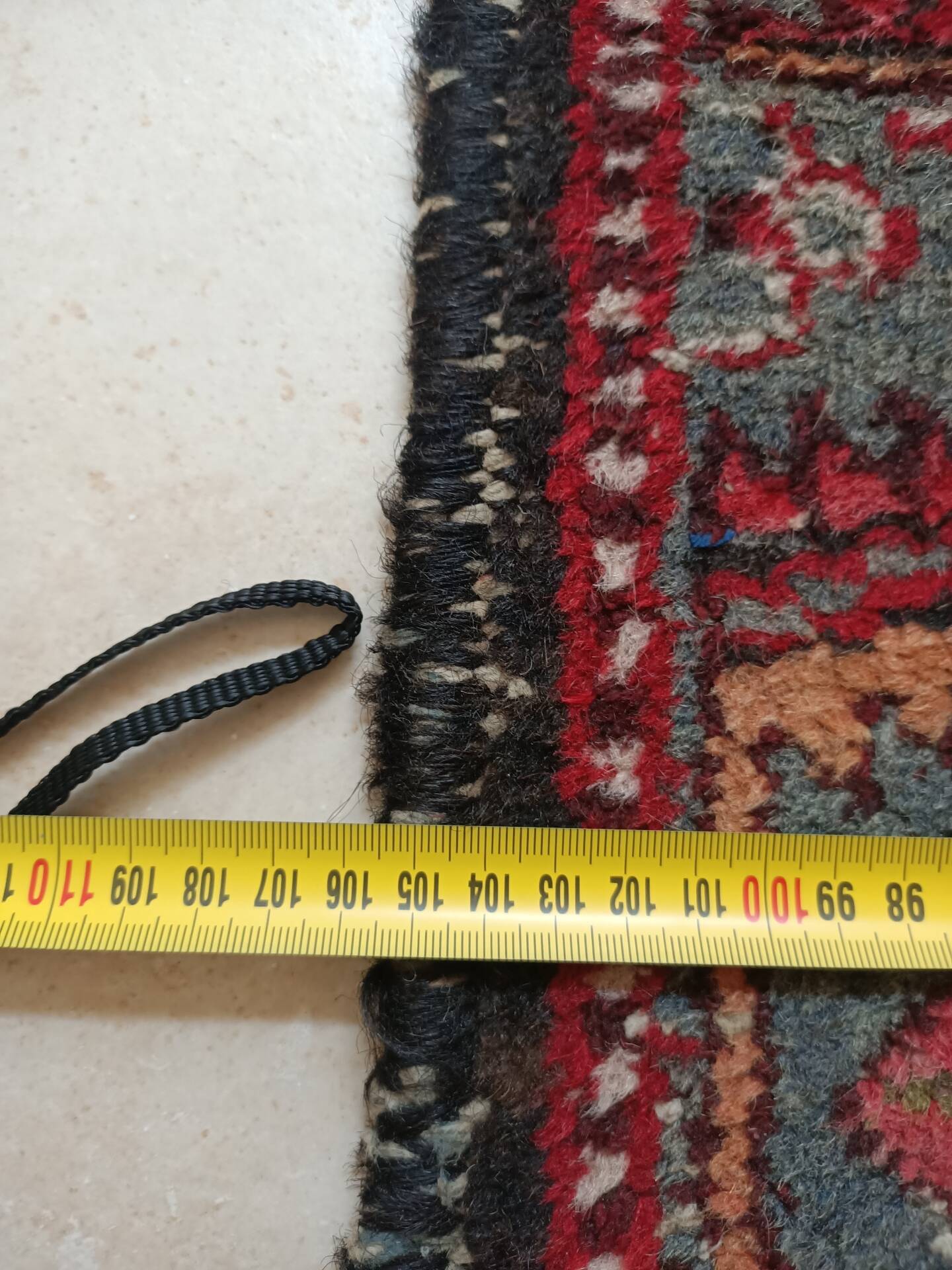 Antique Heriz rug 105 x 160 handmade