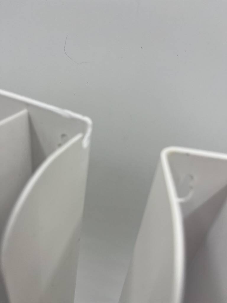 Set of white vinyl holders for 33T