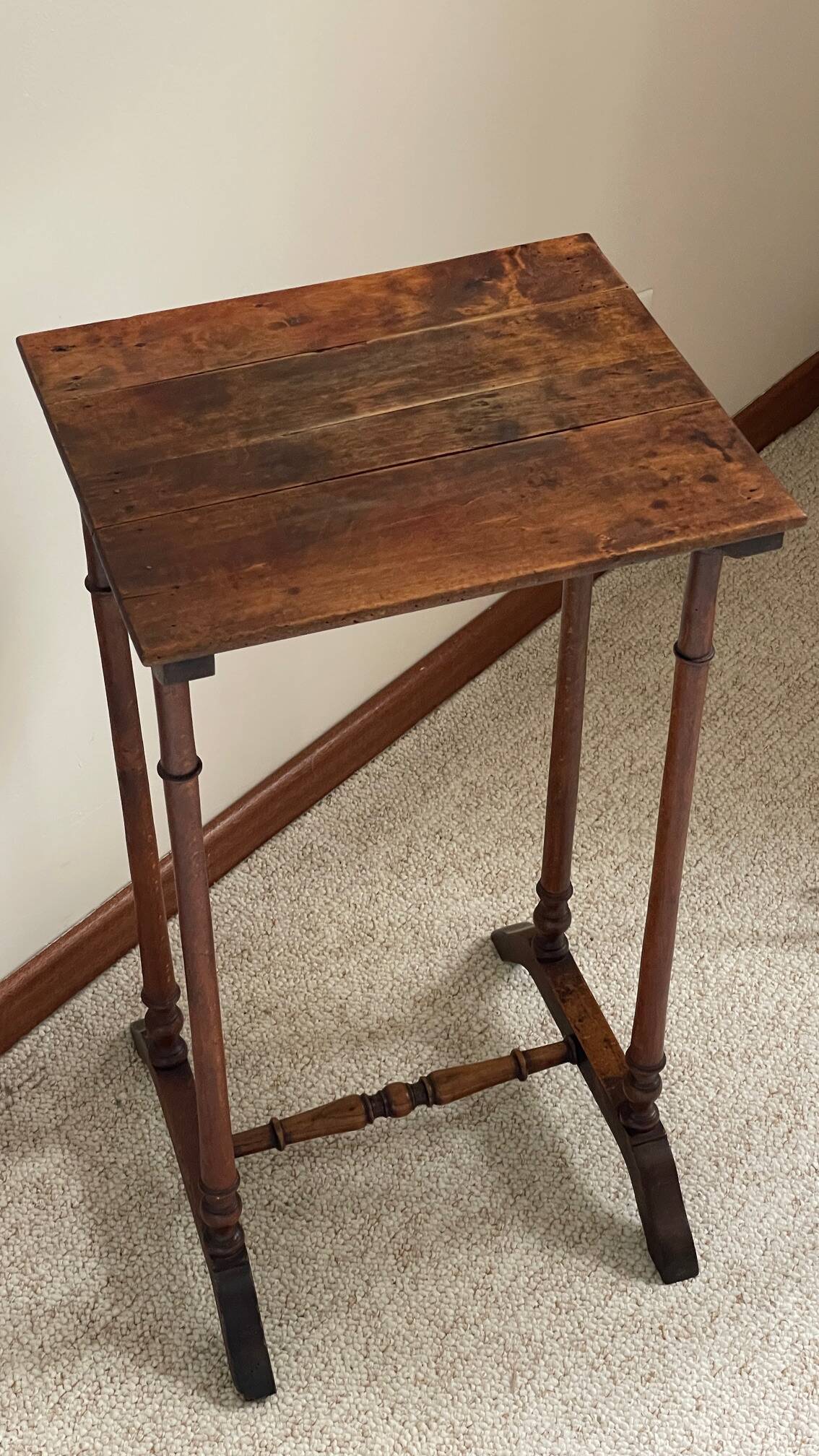 NIGHTSTAND Antique Turned Wood