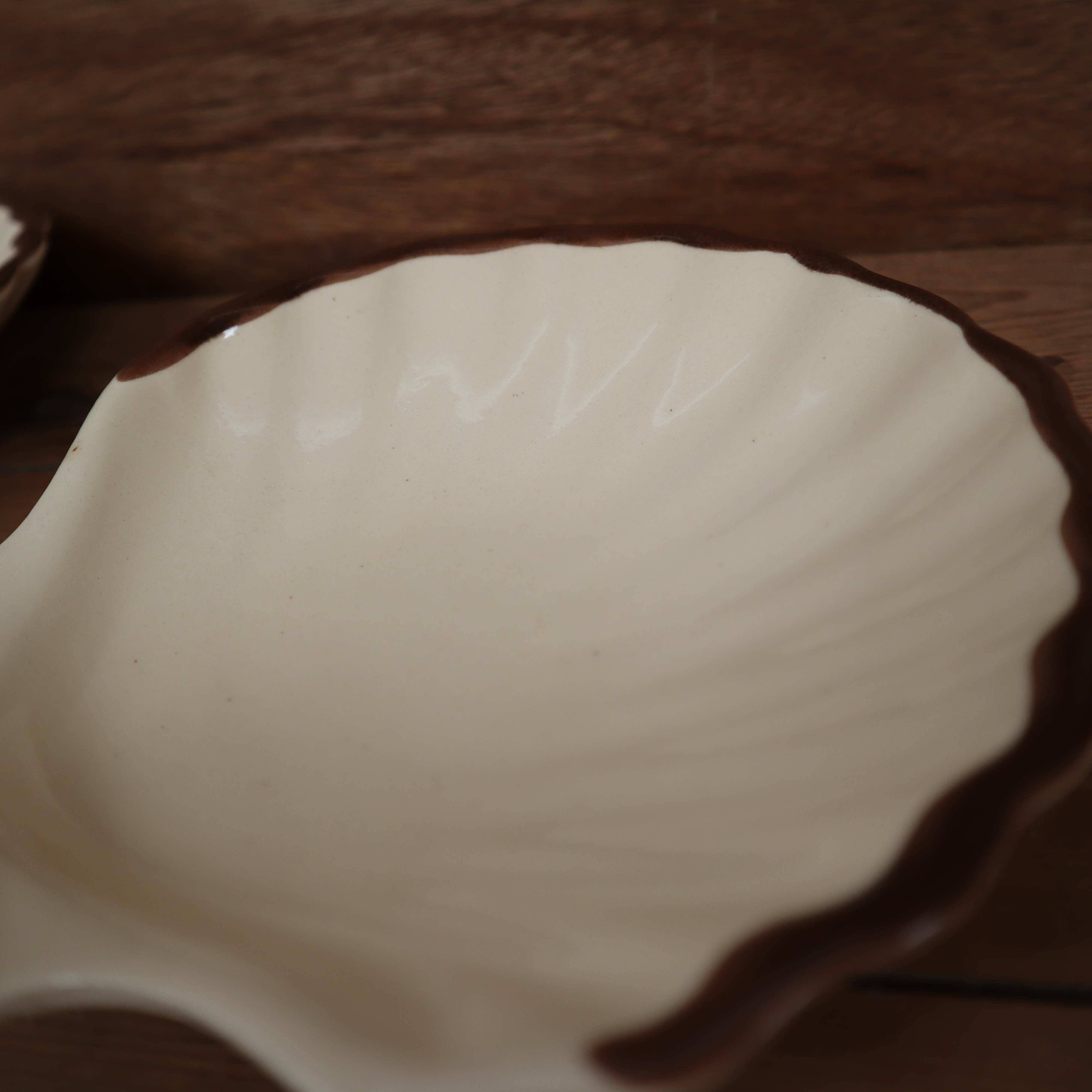 6 Emile Henry ceramic shell bowls