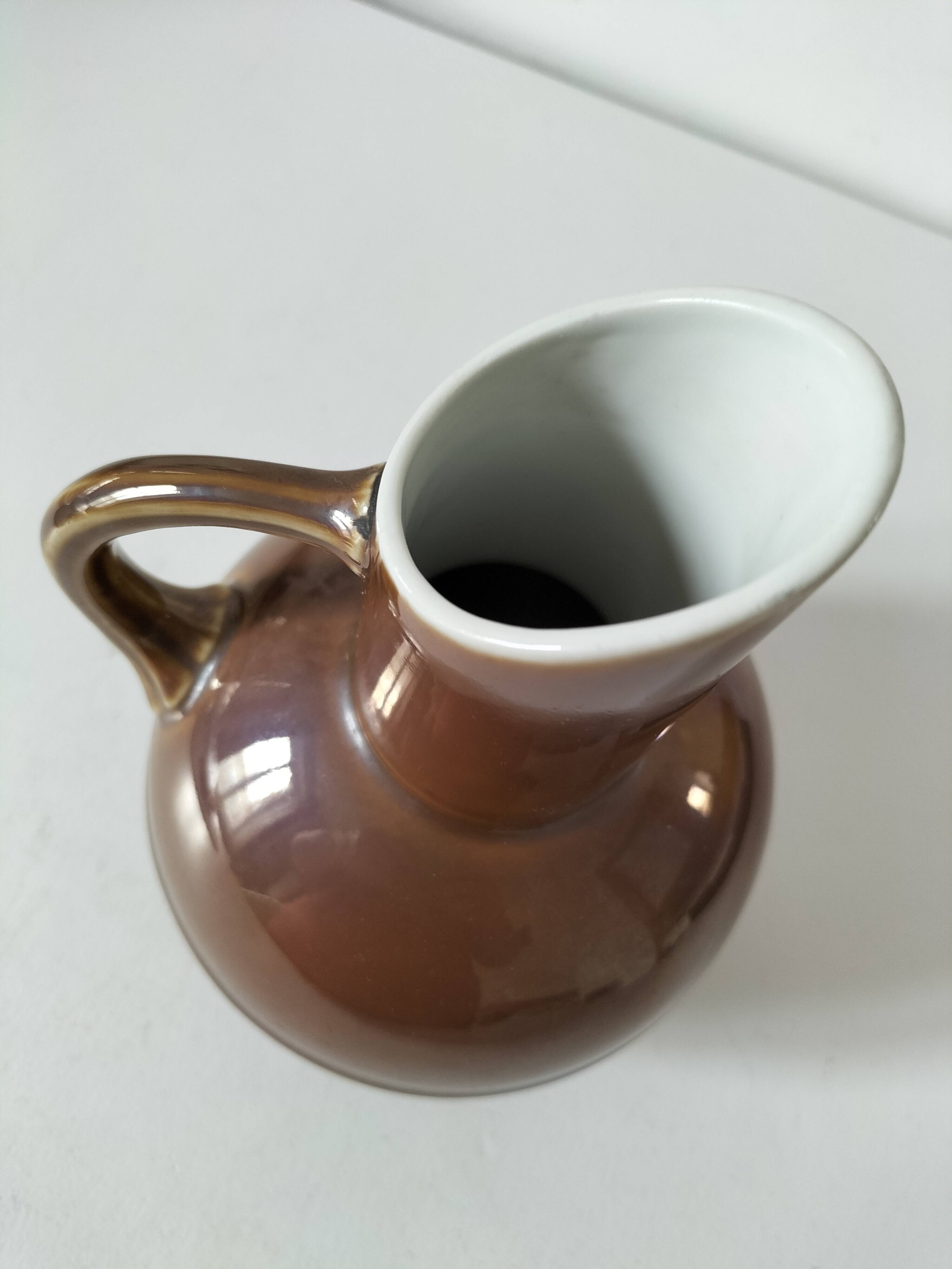 C.P. & Cie Pillivuyt Mehun porcelain carafe - circa 1900