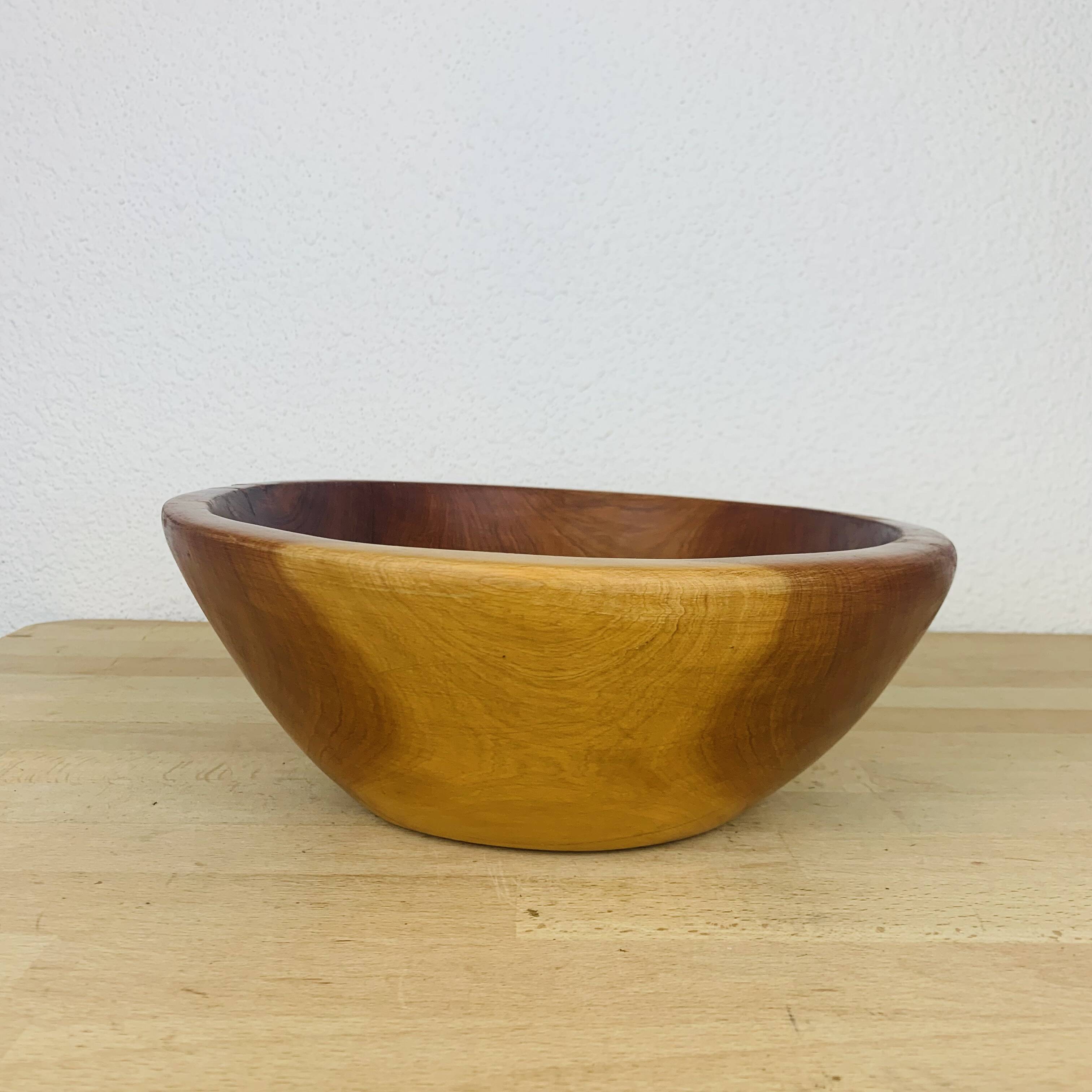 Solid wood fruit bowl, salad bowl