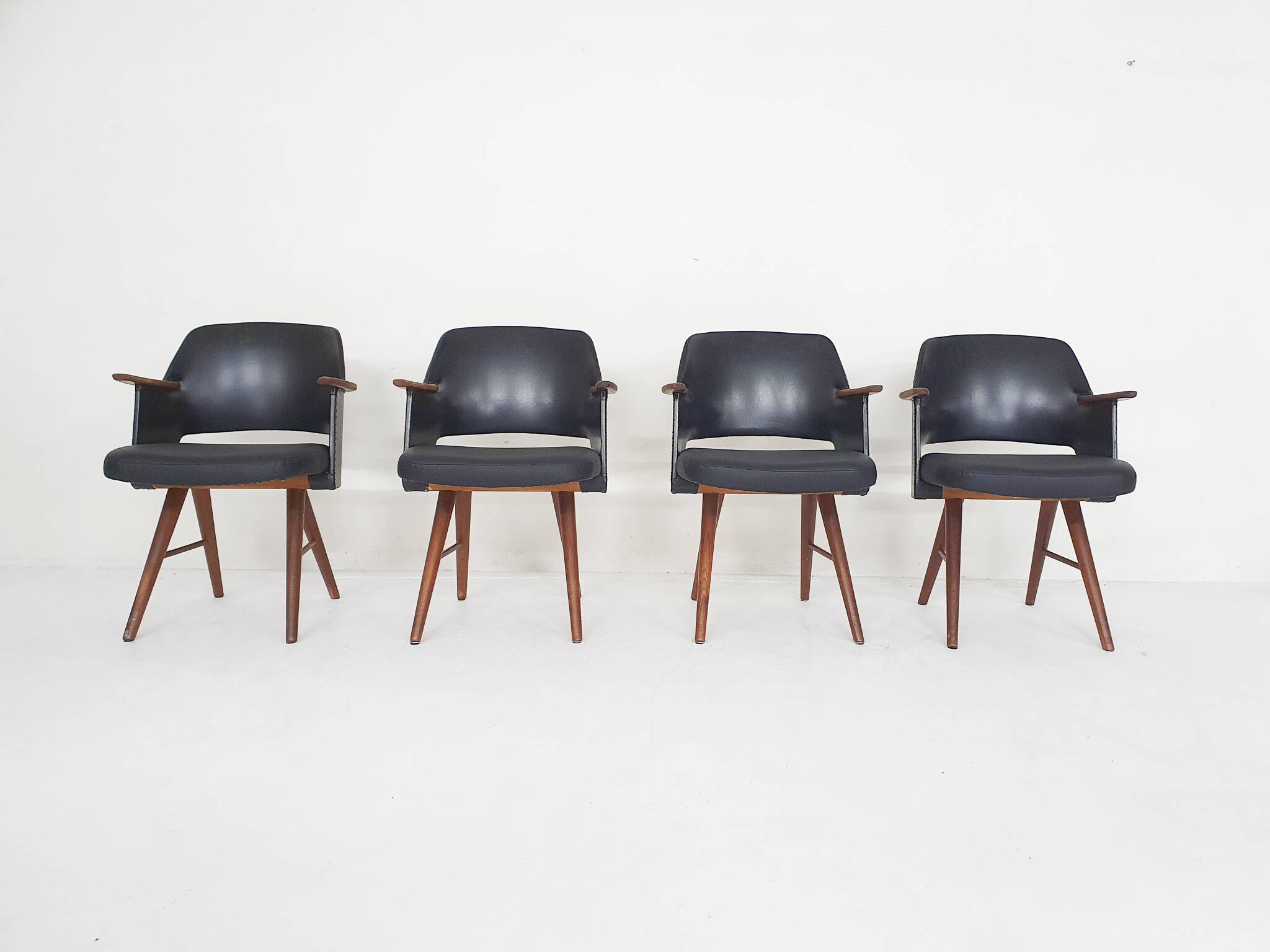 Set of four Cees Braakman for Pastoe model FT30 dining chairs, The Netherlands 1954