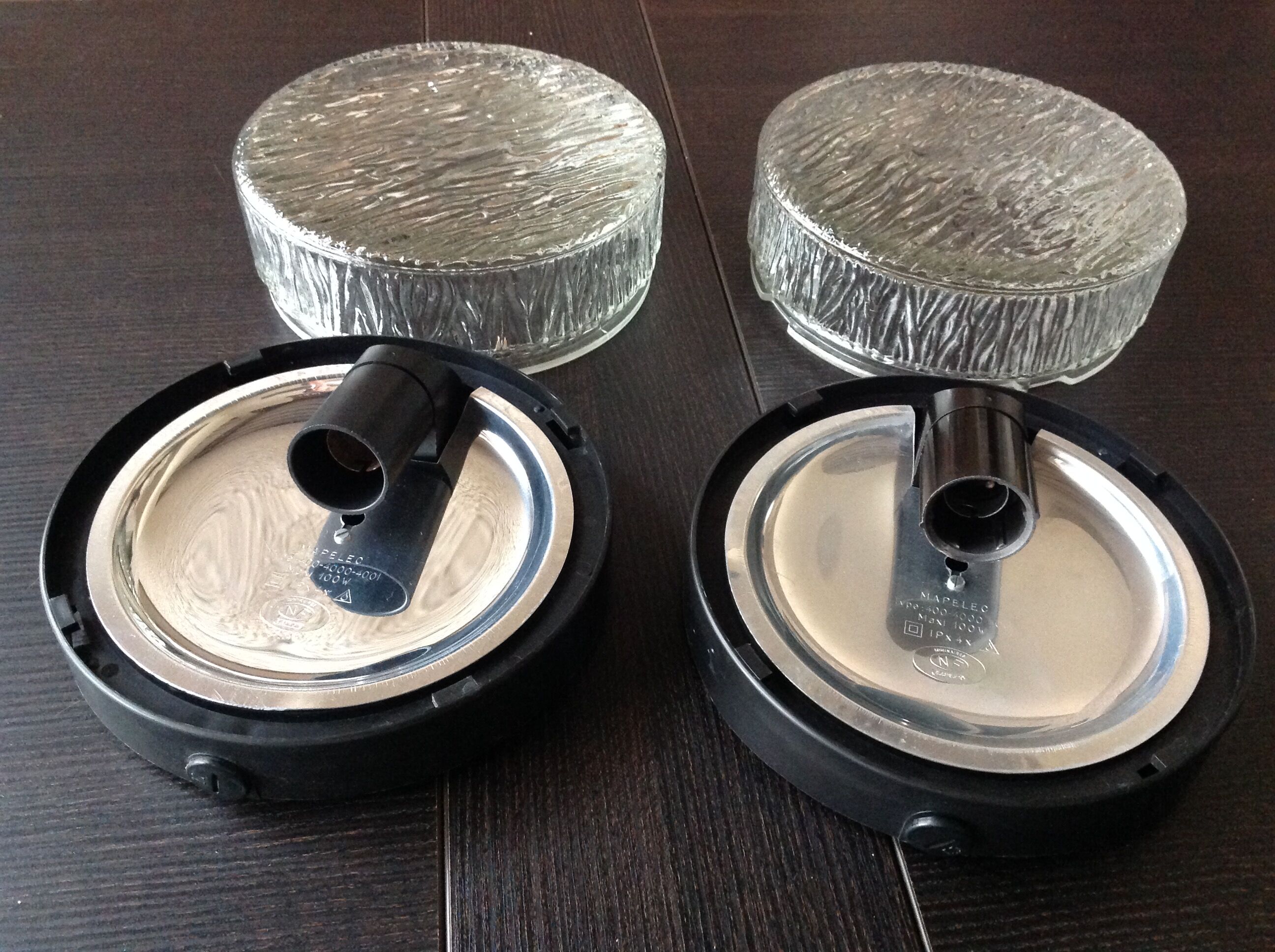Paire de plafonniers ronds en verre glace vintage années 60-70